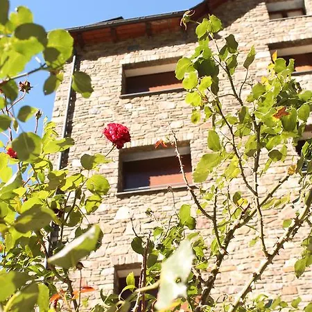 Apartaments Vilaro Apartment *
