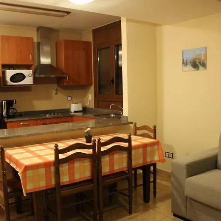 Apartaments Vilaro *